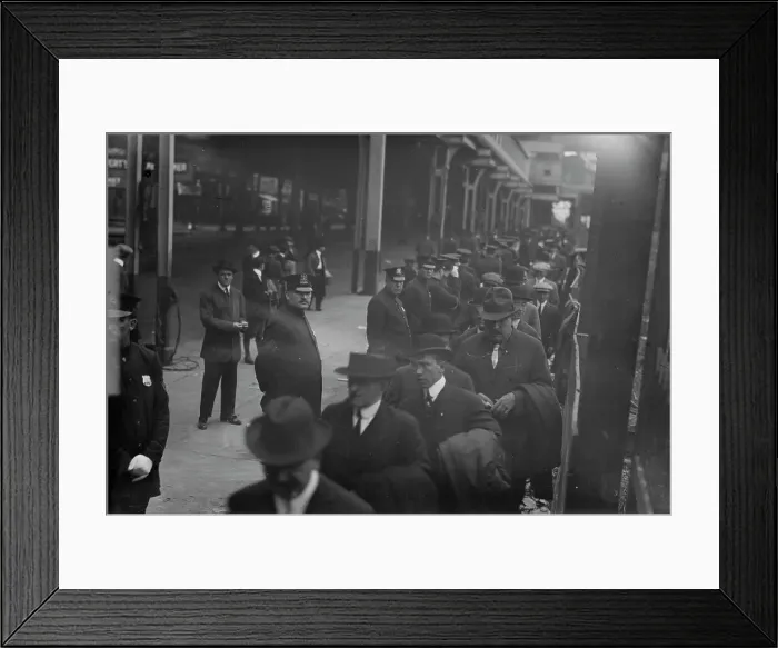 Framed Print : Crowd entering Polo Grounds gates for Game 1 of 1913 World Series (baseball), 1913. Creator: Bain News Service Framed Print : Crowd entering Polo Grounds gates for Game 1 of 1913 World Series (baseball), 1913. Creator: Bain News Service
