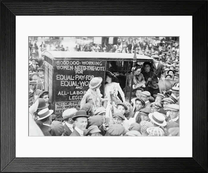 Framed Print : Suffragettes on way to Boston, between c1910 and c1915. Creator: Bain News Service Framed Print : Suffragettes on way to Boston, between c1910 and c1915. Creator: Bain News Service