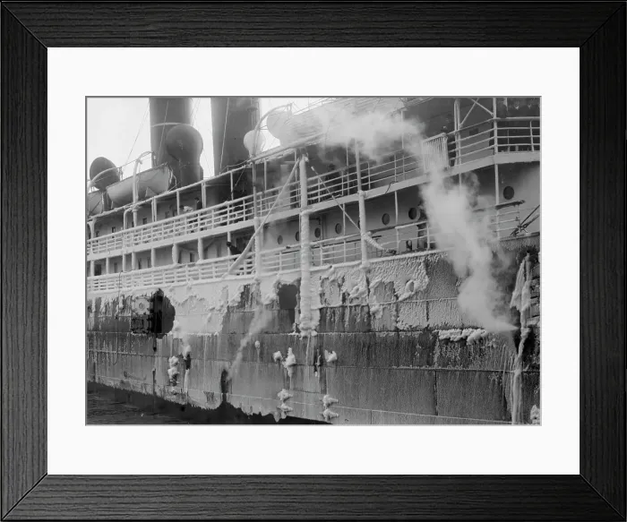 Framed Print : HAVANA, between c1910 and c1915. Creator: Bain News Service Framed Print : HAVANA, between c1910 and c1915. Creator: Bain News Service