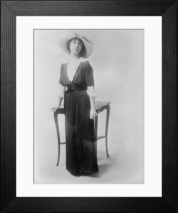 Framed Print : Mary Nash, between c1910 and c1915. Creator: Bain News Service Framed Print : Mary Nash, between c1910 and c1915. Creator: Bain News Service
