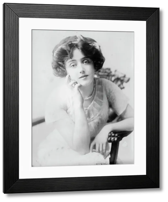 Framed Print : May de Sousa, between c1910 and c1915. Creator: Bain News Service Framed Print : May de Sousa, between c1910 and c1915. Creator: Bain News Service