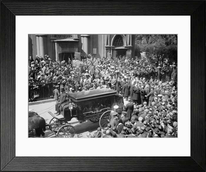 Framed Print : Gaynor funeral, 1913. Creator: Bain News Service Framed Print : Gaynor funeral, 1913. Creator: Bain News Service