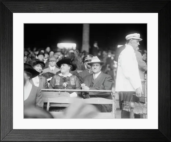 Framed Print : Gov. Tener & wife, 1913. Creator: Bain News Service Framed Print : Gov. Tener & wife, 1913. Creator: Bain News Service