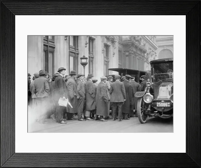 Framed Print : Taxi Strike, between c1910 and c1915. Creator: Bain News Service Framed Print : Taxi Strike, between c1910 and c1915. Creator: Bain News Service
