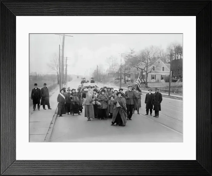Framed Print : Rosalie Jones Army [Suffragettes], between c1910 and c1915. Creator: Bain News Service