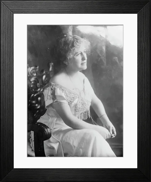 Framed Print : Mrs. Helen Gardner, between c1910 and c1915. Creator: Bain News Service Framed Print : Mrs. Helen Gardner, between c1910 and c1915. Creator: Bain News Service