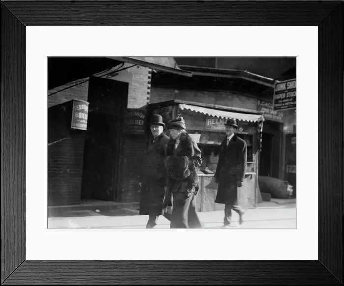 Framed Print : Mrs. Jane Brown, between c1910 and c1915. Creator: Bain News Service Framed Print : Mrs. Jane Brown, between c1910 and c1915. Creator: Bain News Service