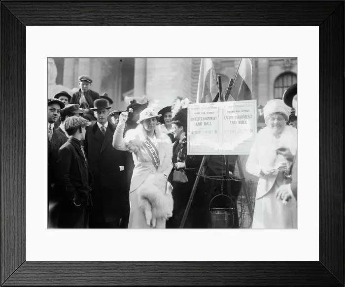 Framed Print : Mrs. Sidney Berg, Mrs. Calvin Thompkins, 1914. Creator: Bain News Service Framed Print : Mrs. Sidney Berg, Mrs. Calvin Thompkins, 1914. Creator: Bain News Service