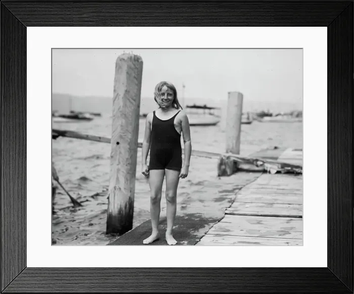 Framed Print : May E. Miller, between c1910 and c1915. Creator: Bain News Service Framed Print : May E. Miller, between c1910 and c1915. Creator: Bain News Service