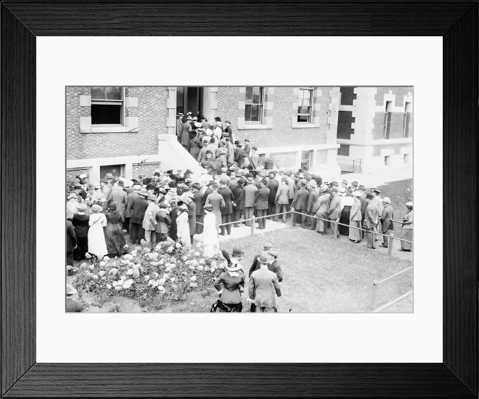 Framed Print : Hygiene Congress delegates, Ellis Island. between c1910 and c1915. Creator: Bain News Service Framed Print : Hygiene Congress delegates, Ellis Island. between c1910 and c1915. Creator: Bain News Service