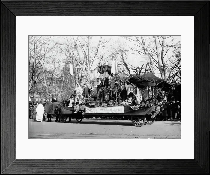 Framed Print : Suffrage Parade, 1913. Creator: Bain News Service Framed Print : Suffrage Parade, 1913. Creator: Bain News Service