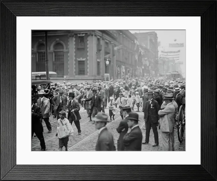 Framed Print : Delegations arriving in Baltimore, between c1910 and c1915. Creator: Bain News Service Framed Print : Delegations arriving in Baltimore, between c1910 and c1915. Creator: Bain News Service