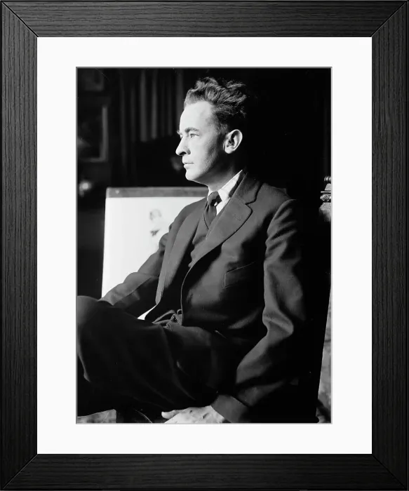 Framed Print : Jas. Montgomery Flagg, between c1910 and c1915. Creators: Bain News Service, George Graham Bain Framed Print : Jas. Montgomery Flagg, between c1910 and c1915. Creators: Bain News Service, George Graham Bain