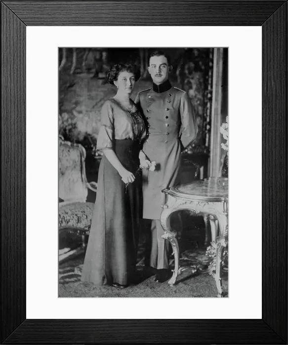 Framed Print : Prince Ernst & Victoria Luise [i.e. Louise], 1913. Creator: Bain News Service