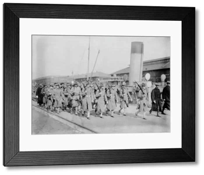 Framed Print : Marines debark, 1913. Creator: Bain News Service Framed Print : Marines debark, 1913. Creator: Bain News Service