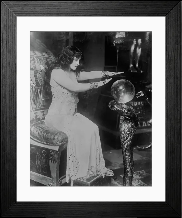 Framed Print : Pauline Frederick - Potiphar's wife, between c1910 and c1915. Creator: Bain News Service Framed Print : Pauline Frederick - Potiphar's wife, between c1910 and c1915. Creator: Bain News Service