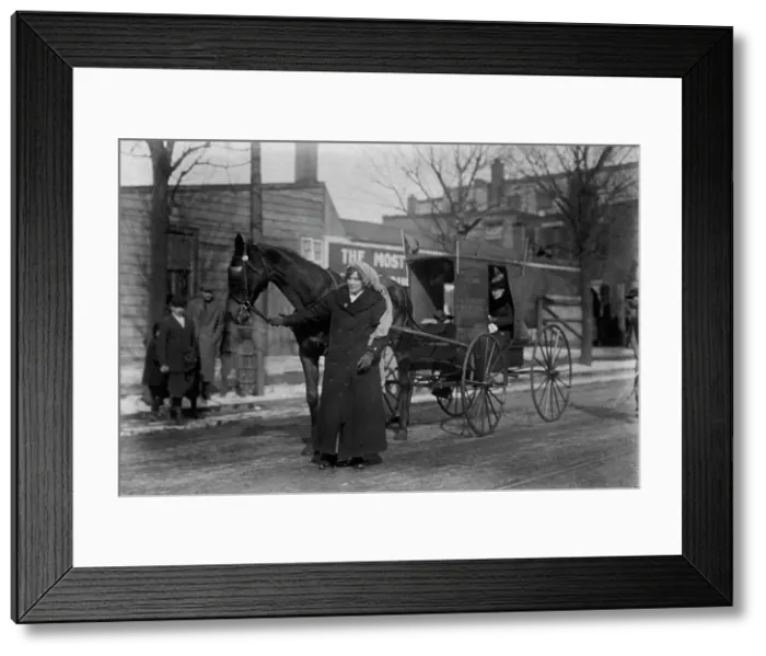 Framed Print : Eliz. Freeman enroute to Wash'n, 1913. Creator: Bain News Service Framed Print : Eliz. Freeman enroute to Wash'n, 1913. Creator: Bain News Service