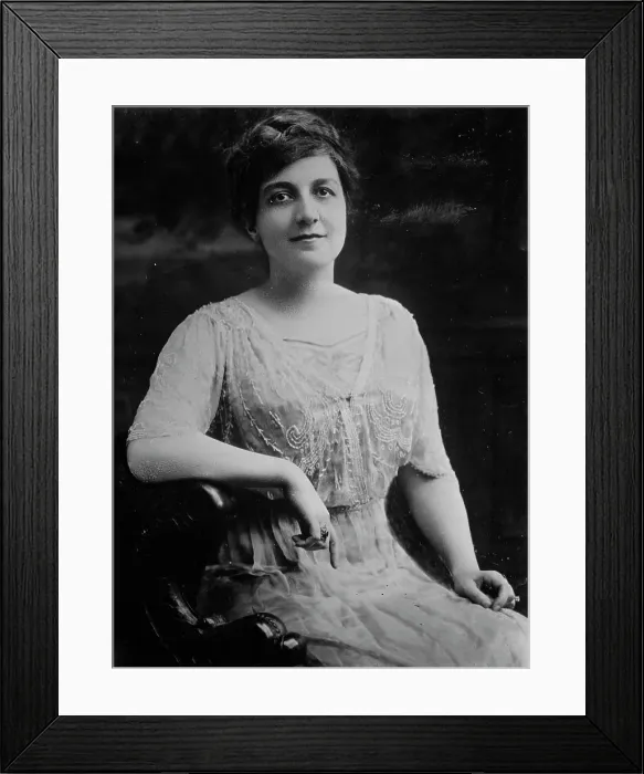 Framed Print : Glenna Smith Tinnin, between c1910 and c1915. Creator: Bain News Service Framed Print : Glenna Smith Tinnin, between c1910 and c1915. Creator: Bain News Service