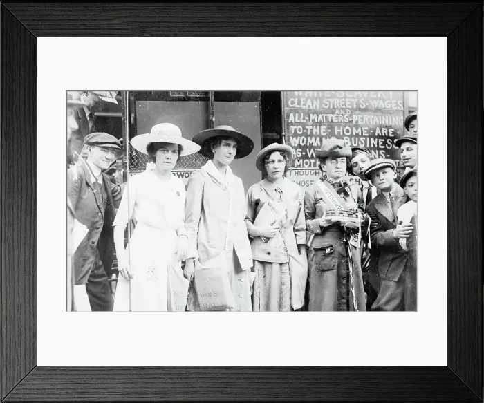 Framed Print : Suffragets [i.e. suffragettes] Freeman, Wentworth, 1913. Creator: Bain News Service