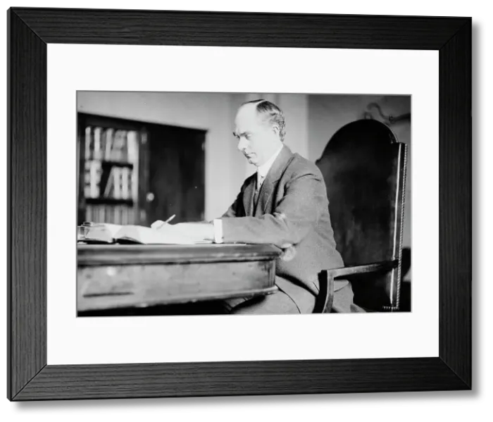 Framed Print : R.L. Henry, between c1910 and c1915. Creators: Bain News Service, George Graham Bain Framed Print : R.L. Henry, between c1910 and c1915. Creators: Bain News Service, George Graham Bain