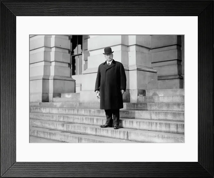 Framed Print : W.M. Reynolds, between c1910 and c1915. Creators: Bain News Service, George Graham Bain Framed Print : W.M. Reynolds, between c1910 and c1915. Creators: Bain News Service, George Graham Bain