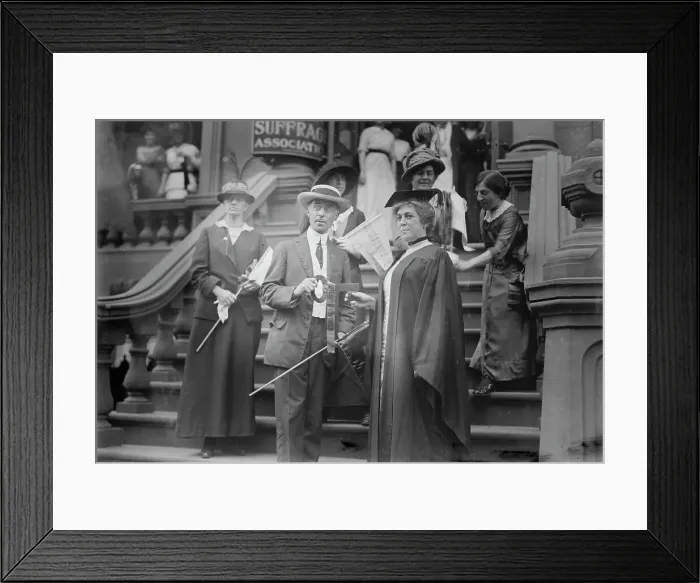 Framed Print : A.H. Brown & Harriet Mills, 1913. Creator: Bain News Service Framed Print : A.H. Brown & Harriet Mills, 1913. Creator: Bain News Service