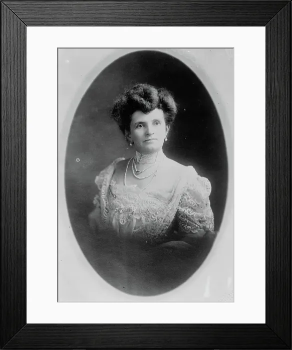 Framed Print : Mrs. F.C. Penfield, 1913. Creator: Bain News Service