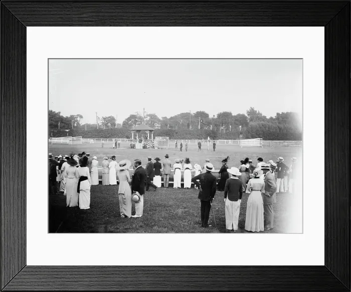 Framed Print : Long Branch Horse Show, 1913. Creator: Bain News Service Framed Print : Long Branch Horse Show, 1913. Creator: Bain News Service