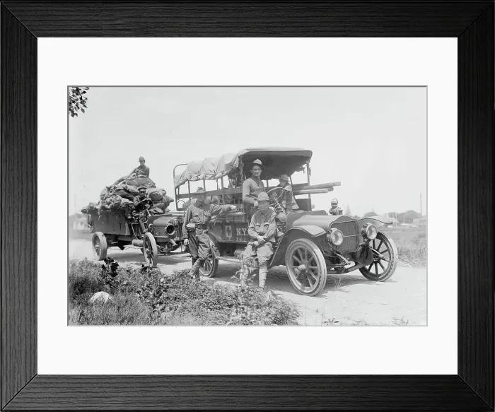 Framed Print : Hospital Corps, Provisional Battery, N.Y.N.G. 1913. Creator: Bain News Service Framed Print : Hospital Corps, Provisional Battery, N.Y.N.G. 1913. Creator: Bain News Service