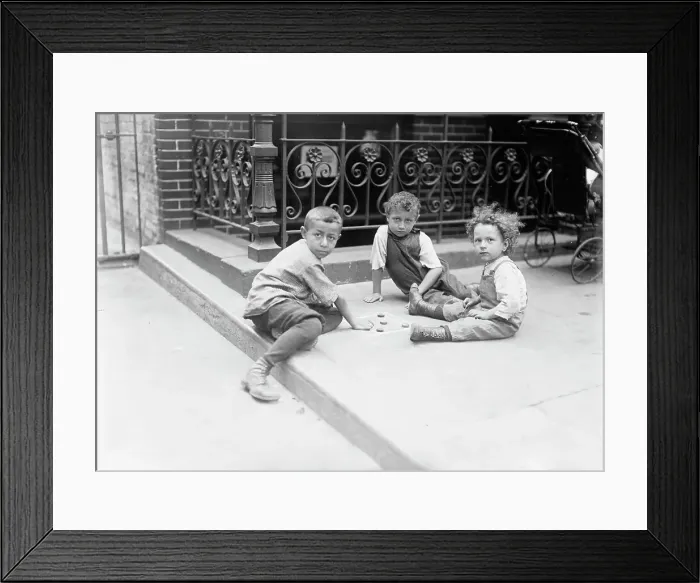 Framed Print : East Side Children, between c1910 and c1915. Creator: Bain News Service Framed Print : East Side Children, between c1910 and c1915. Creator: Bain News Service