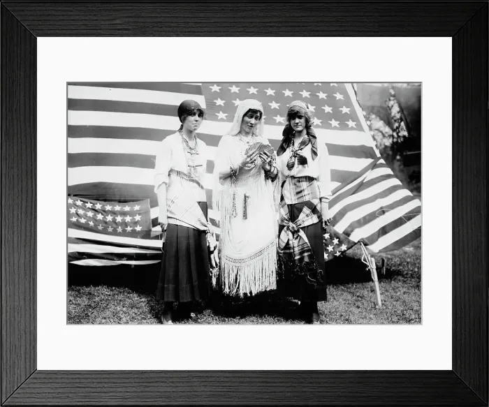 Framed Print : Virginia Pritchard, Sue Spiller, Gertrude Watson, c1915. Creator: Bain News Service Framed Print : Virginia Pritchard, Sue Spiller, Gertrude Watson, c1915. Creator: Bain News Service