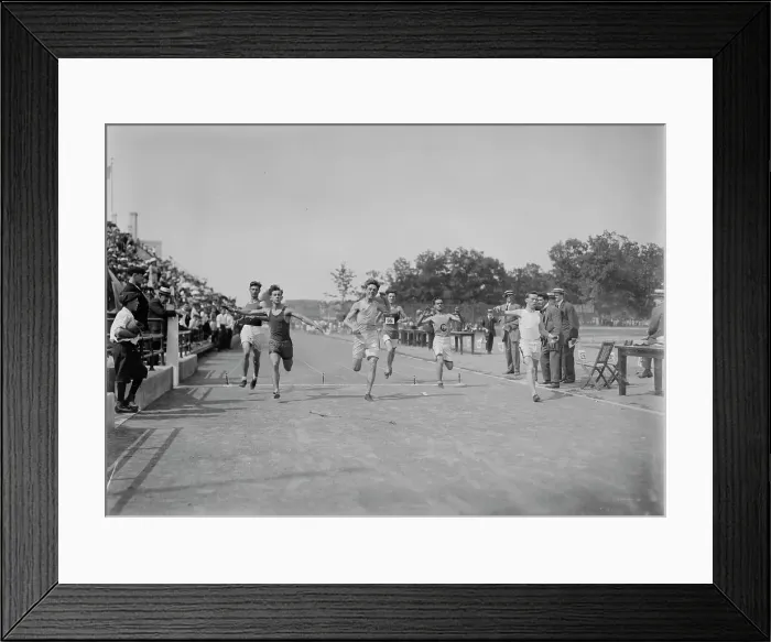 Framed Print : Brooklyn Children's Field Day [50 yd. final], between c1910 and c1915. Creator: Bain News Service