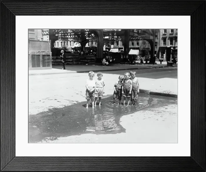 Framed Print : Children at play, N.Y. 1913. Creator: Bain News Service Framed Print : Children at play, N.Y. 1913. Creator: Bain News Service