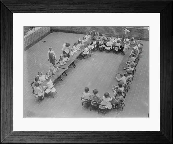 Framed Print : Roof Garden, Lenox Hill Settlement, between c1915 and c1920. Creator: Bain News Service Framed Print : Roof Garden, Lenox Hill Settlement, between c1915 and c1920. Creator: Bain News Service