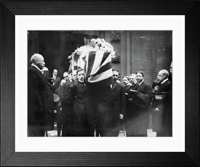 Framed Print : Funeral of J.L. Griffiths, 1914. Creator: Bain News Service Framed Print : Funeral of J.L. Griffiths, 1914. Creator: Bain News Service