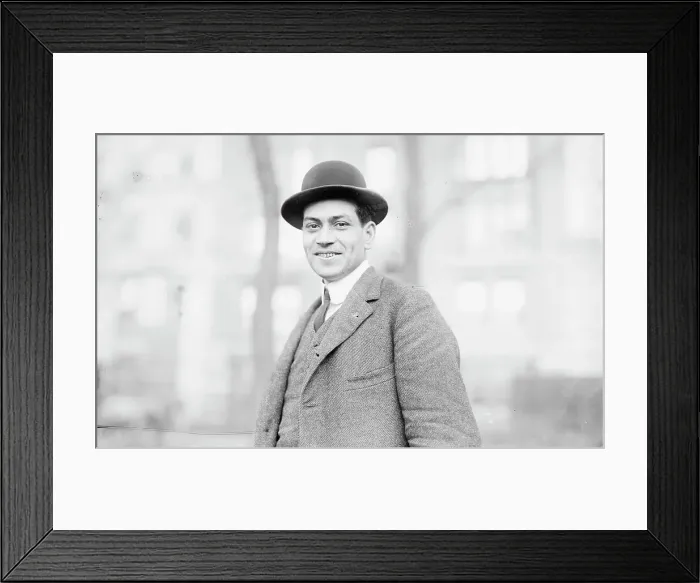 Framed Print : Caron, between c1910 and 1914. Creator: Bain News Service Framed Print : Caron, between c1910 and 1914. Creator: Bain News Service