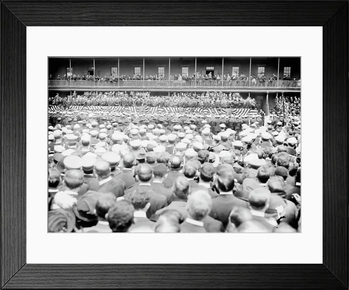 Framed Print : Funeral Services, Brooklyn Navy Yard, 1914. Creator: Bain News Service