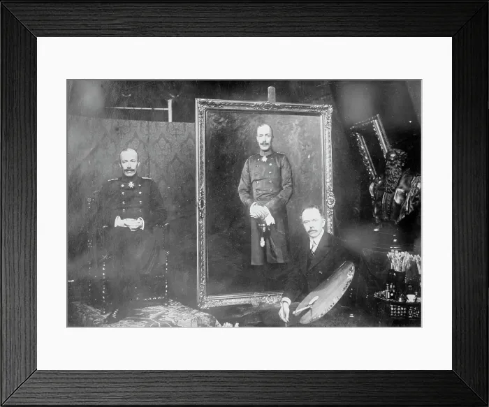 Framed Print : King of Albania sitting to Alfred Schwarz, between c1910 and c1915. Creator: Bain News Service Framed Print : King of Albania sitting to Alfred Schwarz, between c1910 and c1915. Creator: Bain News Service