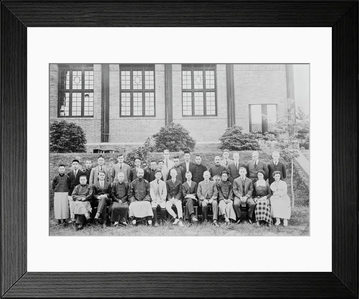 Framed Print : Chang Sha -- Yale-in-China - Faculty, between c1910 and c1915. Creator: Bain News Service Framed Print : Chang Sha -- Yale-in-China - Faculty, between c1910 and c1915. Creator: Bain News Service