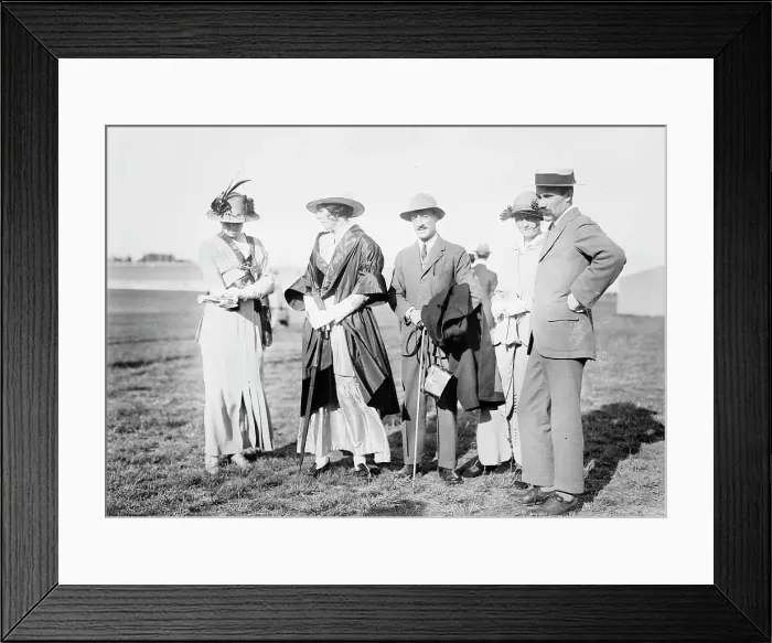 Framed Print : Hon. Mrs. Barrett, Lady Wimborne, Duke of Penaranda, John Traill and wife, between c1910 and c1915. Creator: Bain News Service
