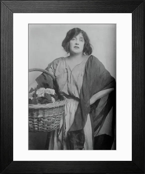 Framed Print : Mrs. Pat Campbell in Pygmallion, between c1910 and c1915. Creator: Bain News Service Framed Print : Mrs. Pat Campbell in Pygmallion, between c1910 and c1915. Creator: Bain News Service