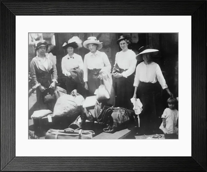 Framed Print : Refugees at Vera Cruz going to Galveston, 1914. Creator: Bain News Service Framed Print : Refugees at Vera Cruz going to Galveston, 1914. Creator: Bain News Service