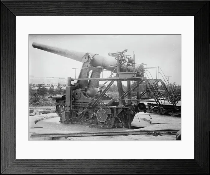 Framed Print : Aiming 14 gun -- Sandy Hook, between c1910 and c1915. Creator: Bain News Service Framed Print : Aiming 14 gun -- Sandy Hook, between c1910 and c1915. Creator: Bain News Service