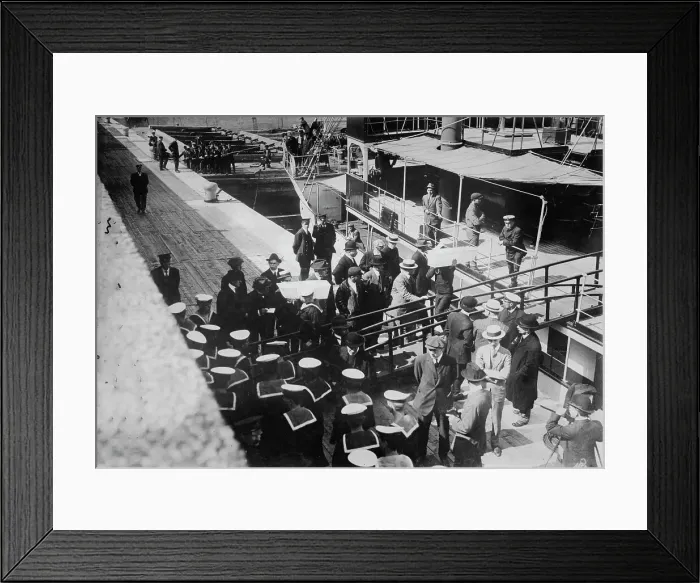 Framed Print : Sailors taking children in coffins from LADY GREY at Quebec, 1914. Creator: Bain News Service Framed Print : Sailors taking children in coffins from LADY GREY at Quebec, 1914. Creator: Bain News Service