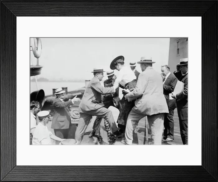 Framed Print : Mabel Boardman, between c1910 and c1915. Creator: Bain News Service Framed Print : Mabel Boardman, between c1910 and c1915. Creator: Bain News Service