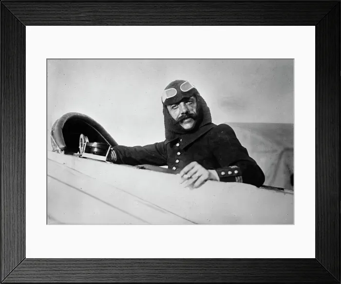 Framed Print : Capt. Felix of Army Aero. Corps. between c1910 and c1915. Creator: Bain News Service Framed Print : Capt. Felix of Army Aero. Corps. between c1910 and c1915. Creator: Bain News Service