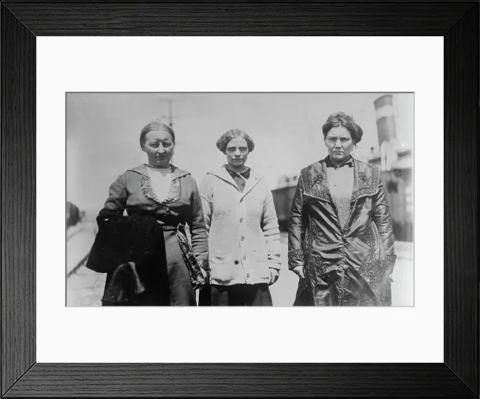 Framed Print : Steerage survivors, EMPRESS OF IRE. Miss Anna Hammen, Miss Hilma Kalis... between c1910 and c1915. Creator: Bain News Service Framed Print : Steerage survivors, EMPRESS OF IRE. Miss Anna Hammen, Miss Hilma Kalis... between c1910 and c1915. Creator: Bain News Service