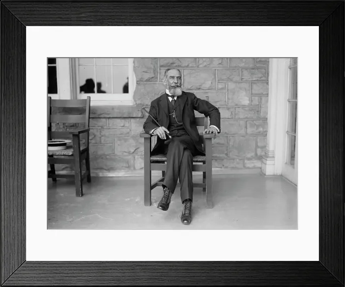 Framed Print : Suarez, 1914. Creator: Bain News Service Framed Print : Suarez, 1914. Creator: Bain News Service