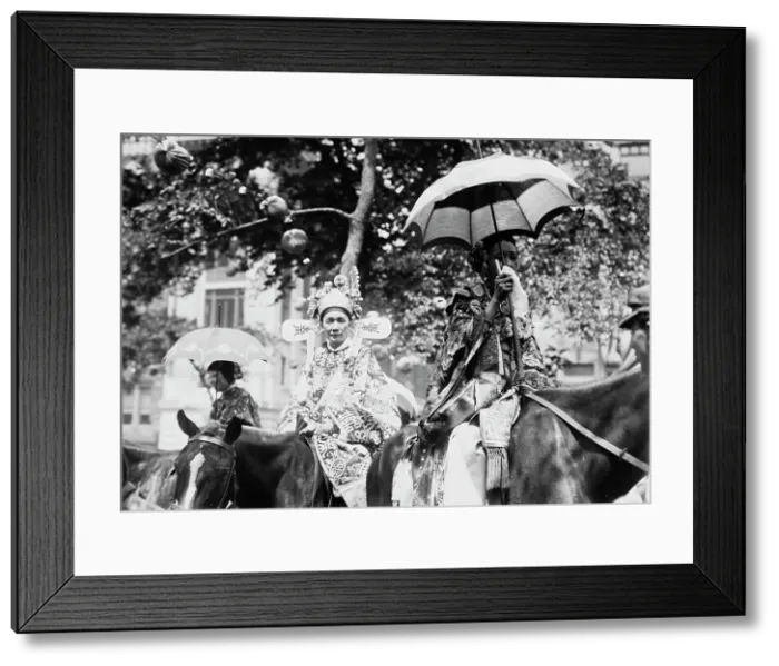 Framed Print : Chinese women in N.Y. 4th July parade, between c1910 and c1915. Creator: Bain News Service Framed Print : Chinese women in N.Y. 4th July parade, between c1910 and c1915. Creator: Bain News Service