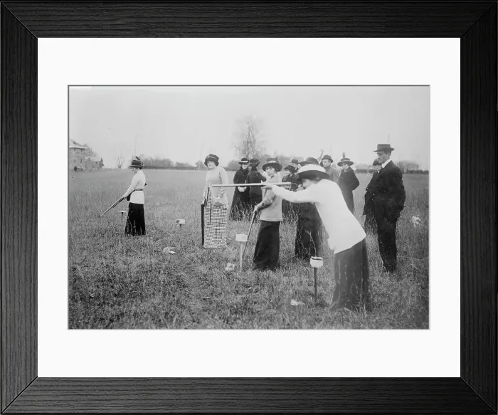 Framed Print : Nemours Gun Club, between c1910 and c1915. Creator: Bain News Service Framed Print : Nemours Gun Club, between c1910 and c1915. Creator: Bain News Service